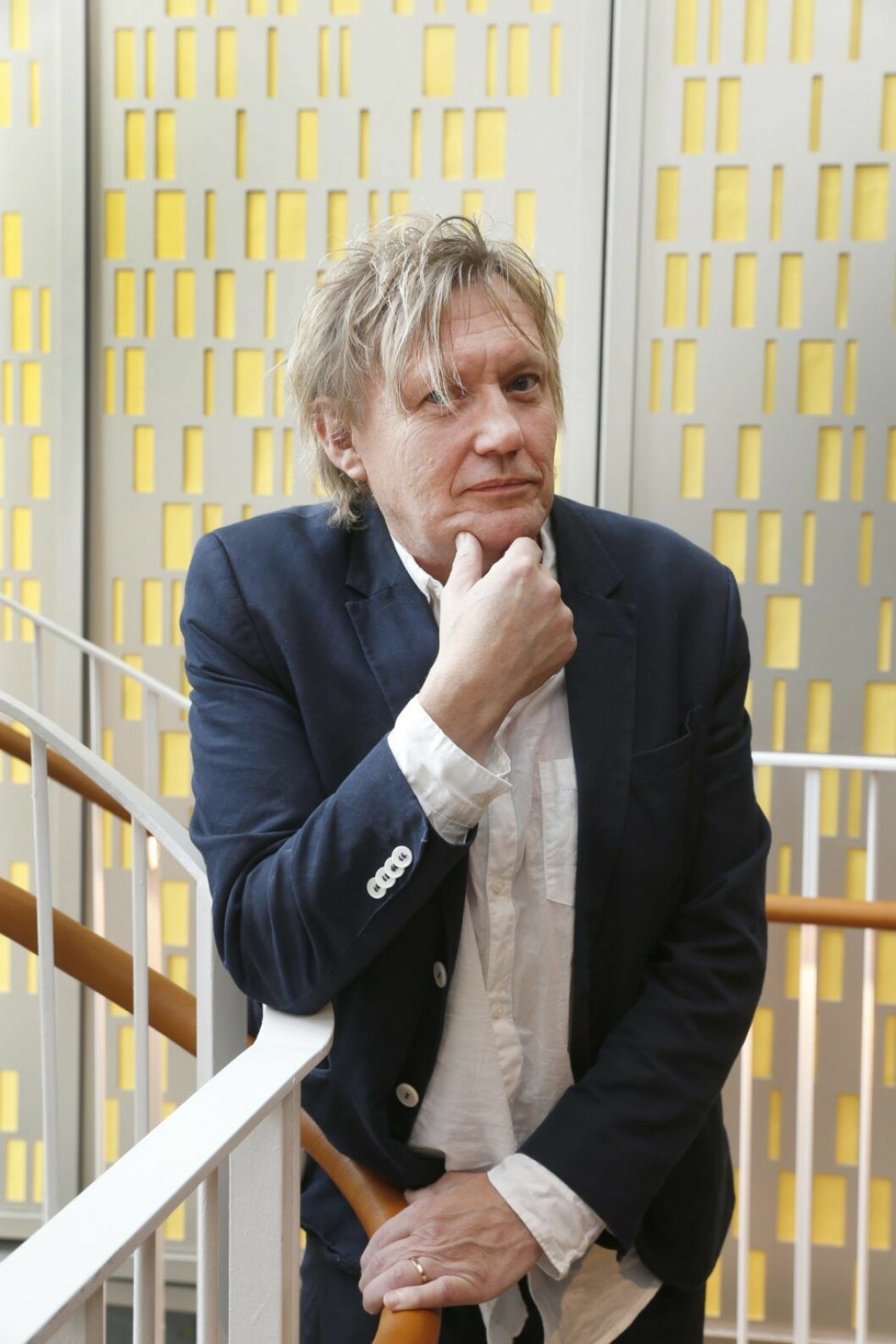 Lotta möter Anders Jacobsson en helt vanlig måndag. Lotta möter Anders Jacobsson en helt vanlig måndag.