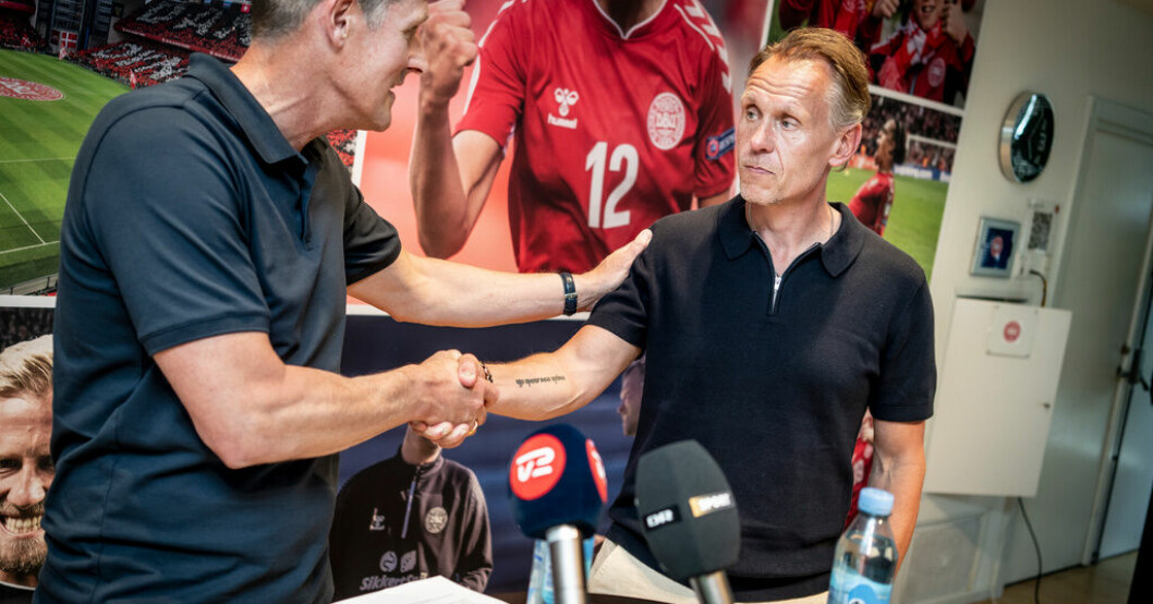Andrée Jeglertz, till höger, presenteras som ny dansk förbundskapten. Jeglertz tar nytt jobb – lämnar Linköping