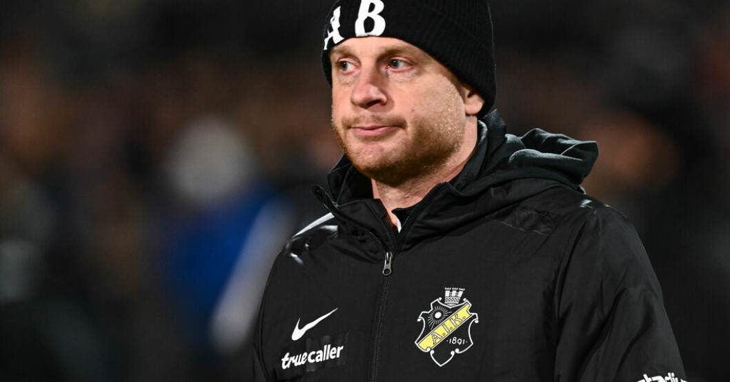 Andreas Brännström är ny tränare i AIK för säsongen. Arkivbild. Storklubbarnas tuffa start: Noll poäng och kris