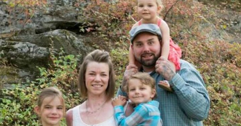 Angel Fiorini kastade sig in i det brinnande huset för att rädda livet på dottern Gianna, som befann sig i sovrummet. Hon lyckades men skadades svårt under den heroiska insatsen. Angel Fiorini med familj