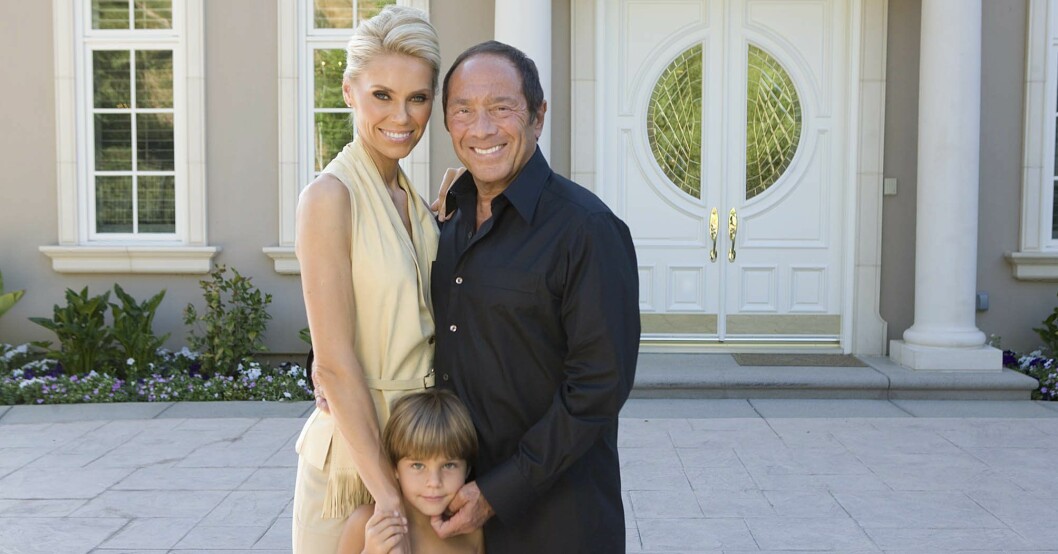 Anna Anka tillsammans med exmaken Paul Anka och sonen Ethan.