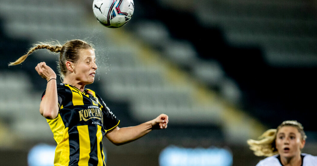 Anna Anvegård nickade till för Häcken när laget tog sig till semifinal i Svenska cupen. Arkivbild. Dubbla nickmål tog Häcken till semifinal