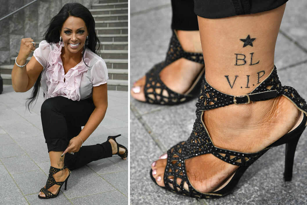 Anna Book och tatueringen. <strong>Foto: TT.</strong> Anna Books tatuering.