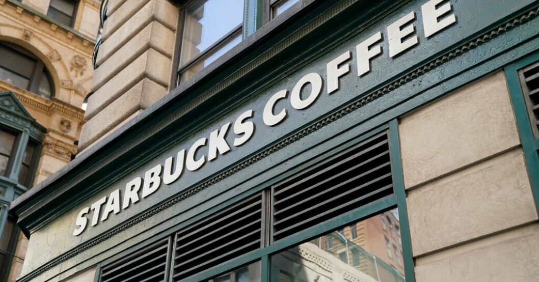 Anställda på Starbucks går ut i strejk