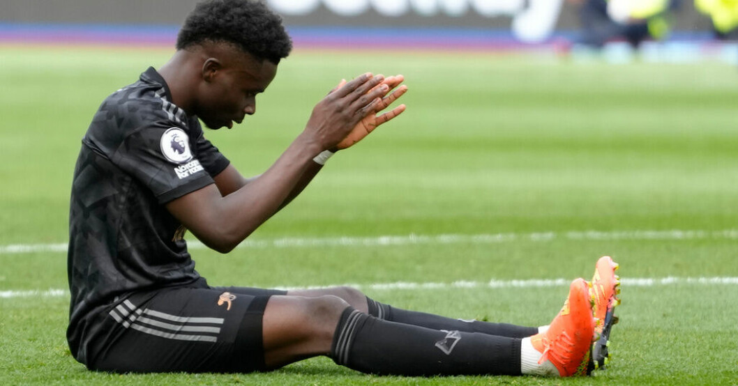 Arsenals Bukayo Saka missade straff när Arsenal kryssade, 2–2 mot West Ham. Mardrömsminuter för Arsenal – City närmar sig