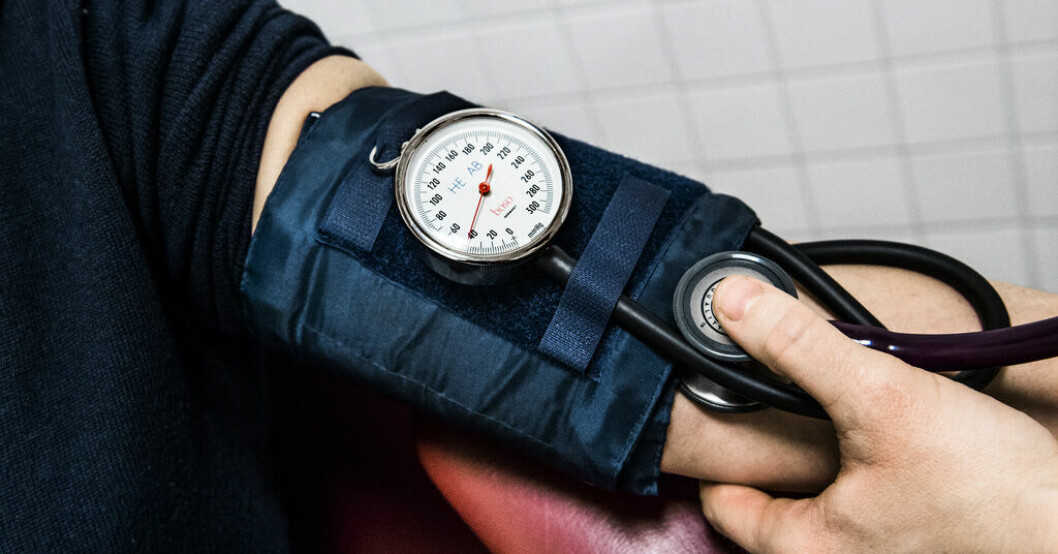 Att blodtrycken kan höjas när det tas av sjukvårdspersonal är välkänt. Men det verkar inte vara kopplat till ökad risk för en förtida död, enligt en studie. Arkivbild. Klokt att mäta blodtryck på natten
