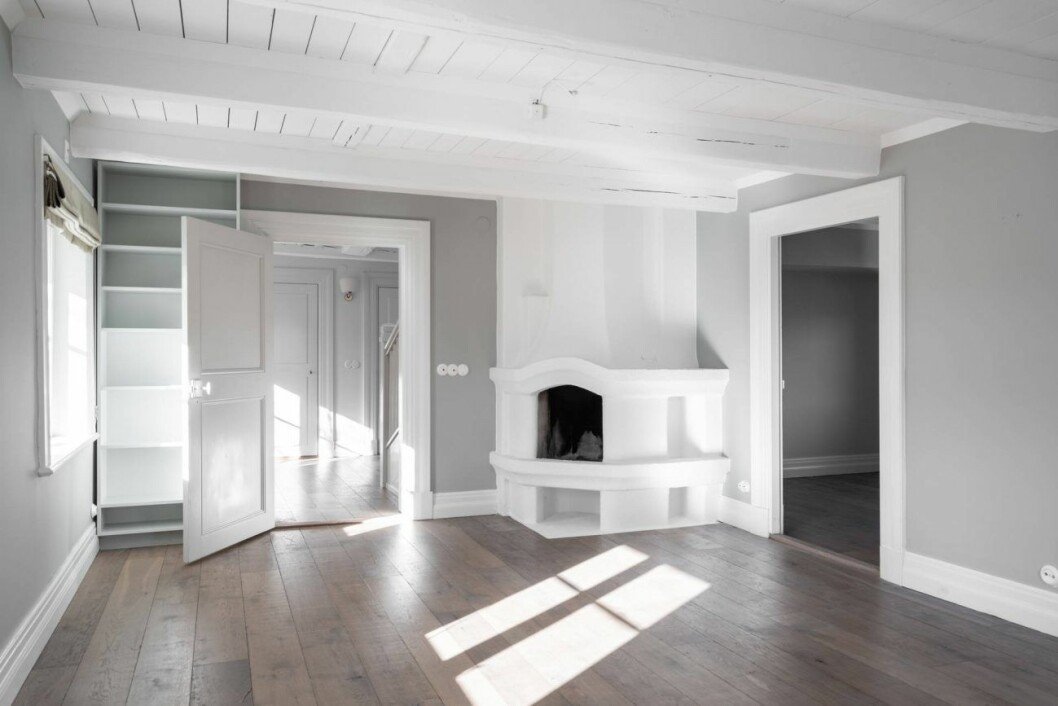 Huset har en stilren men lantlig känsla. Jonas Bergströms villa på Djurgården
