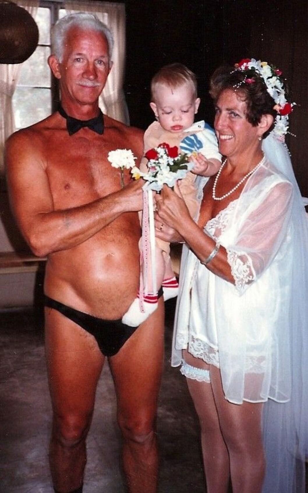 Källa: <a href="http://thedtales.com/wp-content/uploads/2013/04/awkward-old-fashion-wedding1.jpg" target="_blank">Thedtales.com</a> Källa: Thedtales.com