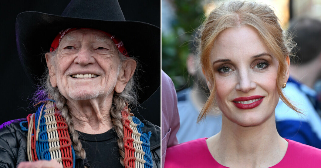(t.v.) Willie Nelson som Luke Bell agerat öppningsakt åt. (t.h.) ”Det”-skådespelaren Jessica Chastain som är en av alla som uttryckt sin sorg över Bells bortgång. Willie Nelson och Jessica Chastain