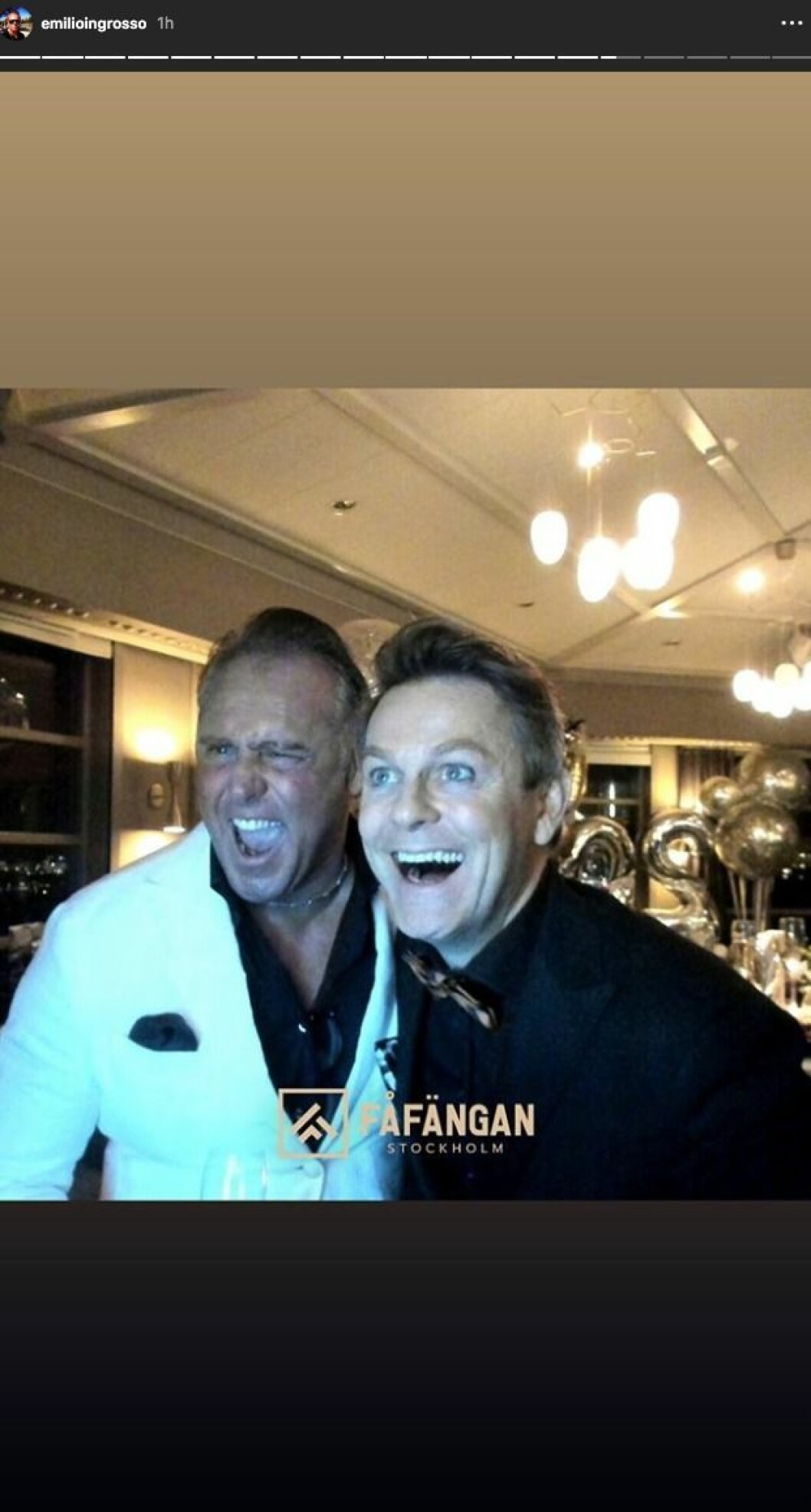 Pappa Emilio Ingrosso och farbror Niclas Wahlgren är på plats. Bianca Ingrossos 25-årsfest på Fåfängan i Stockholm.
