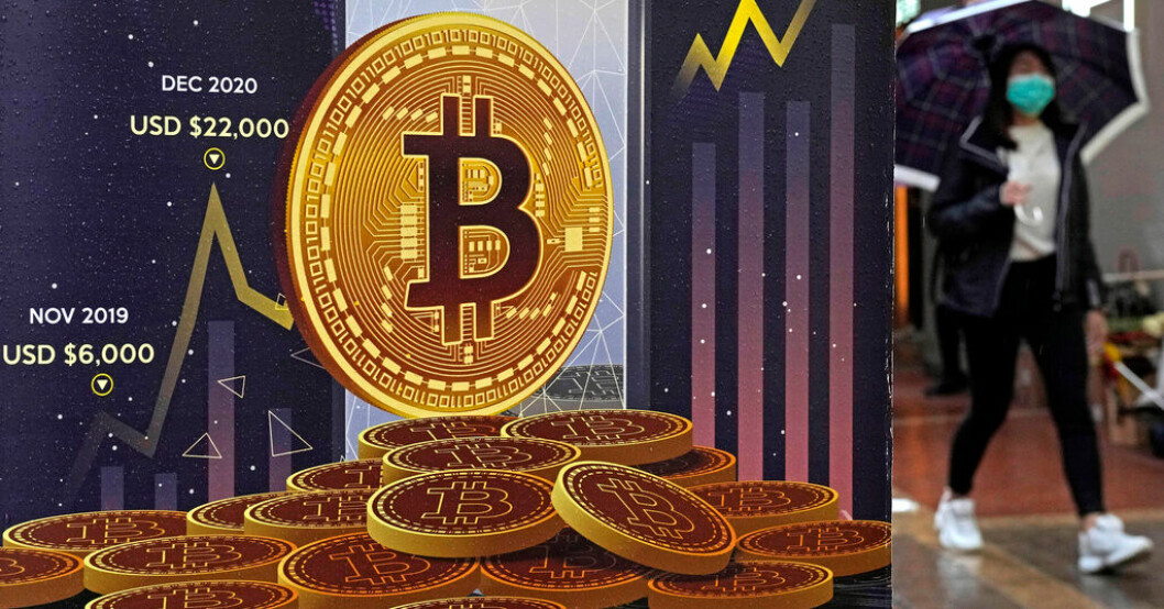 Bitcoin stiger. Arkivbild. Bitcoin över 30 000 dollar