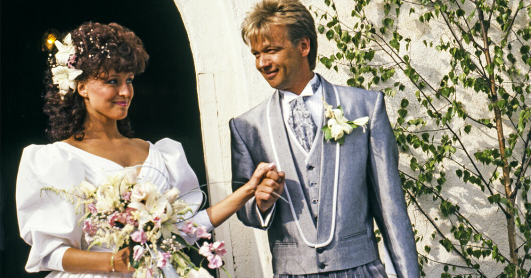 Björn Skifs och Pernilla (då Hulting) gifte sig i Sånga kyrka på Färingsö i Mälaren i maj 1988. Pernilla och Björn Skifs gifter sig.
