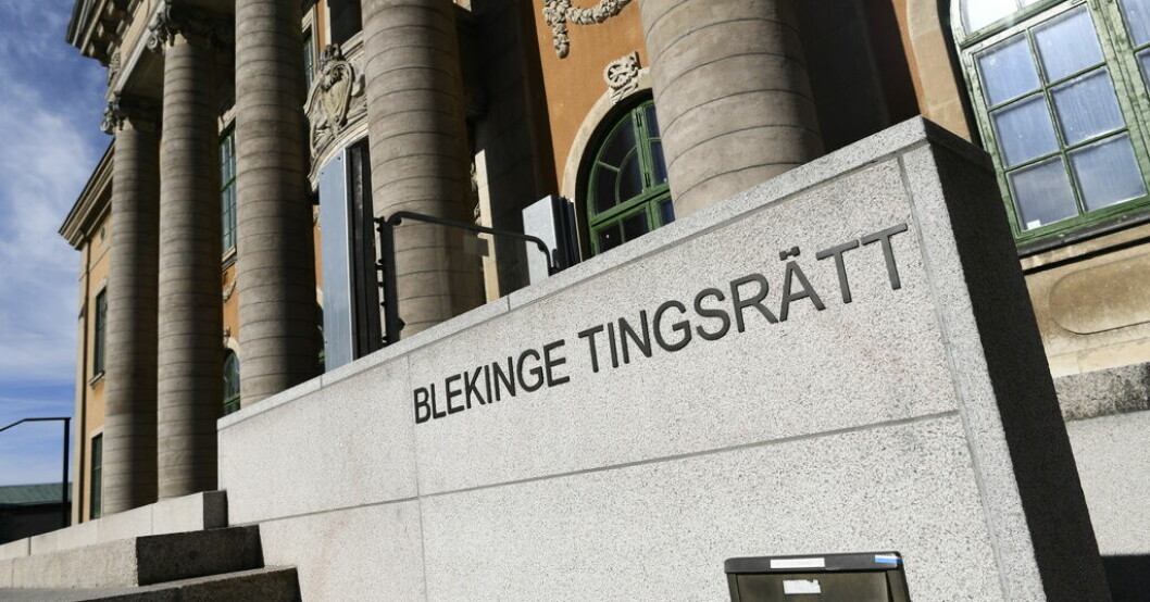 Blekinge tingsrätt dömer en 21-åring och en 23-åring till långa fängelsestraff för människorov och grov utpressning. Arkivbild. Långa fängelsestraff efter kidnappning