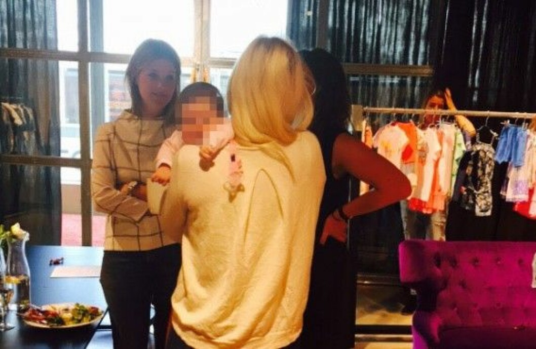 Bilden som får Blondinbella och Ann Söderlunds läsare att rasa. Foto: Ann Söderlunds blogg Bilden som får Blondinbella och Ann Söderlunds läsare att rasa. Foto: Ann Söderlunds blogg