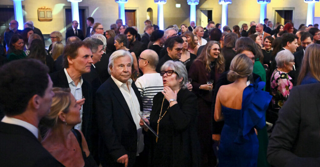 Bokförlaget Norstedts firar 200 år med fest i Stockholms stadshus. Bland gästerna syntes författaren Jan Guillou, hustrun och förläggaren Ann-Marie Skarp och programledaren Micke Leijnegard. Norstedts firar 200 år