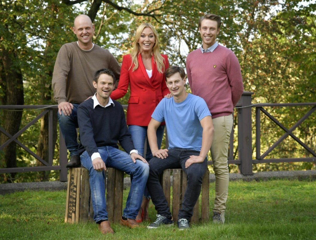Bonde söker fru-bönderna som följs i tv i år är köttbonden <strong>Jimmy</strong>, mjölkbonden <strong>Pelle</strong>, mjölkbonden <strong>Alexander</strong> och getbonden <strong>Oscar</strong>. Som vanligt leds programmet av Linda Lindorff. Bonde söker fru-bönderna som följs i tv i år är Jimmy, Pelle, Alexander och Oscar.