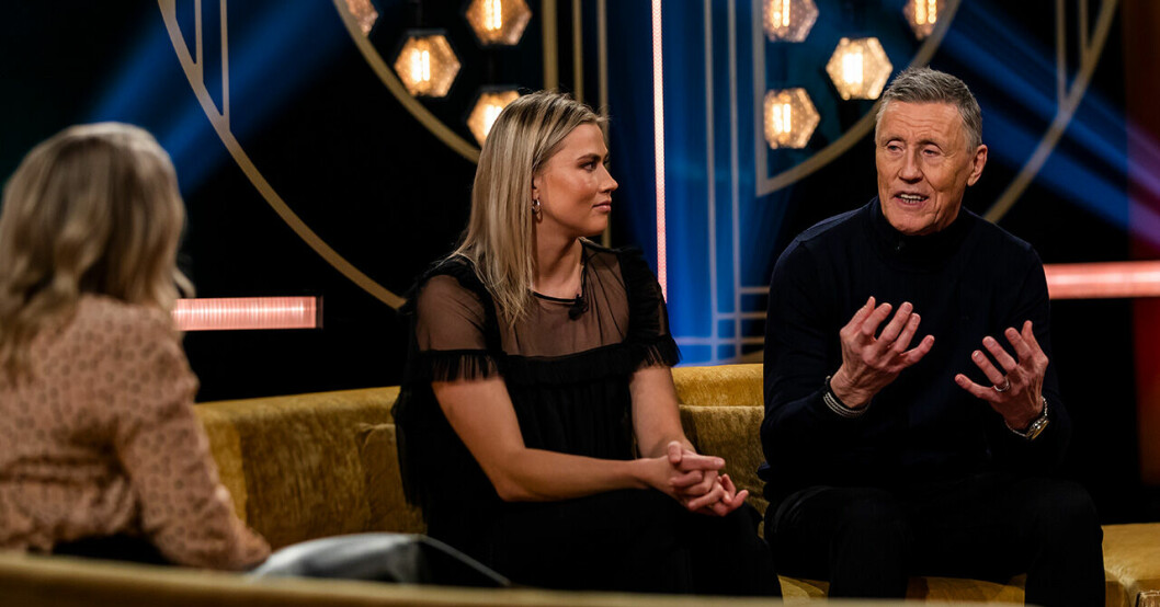 Börje Salming och dottern Bianca i Carina Bergfeldts talkshow. Börje Salming och dottern Bianca i Carina Bergfeldts talkshow.