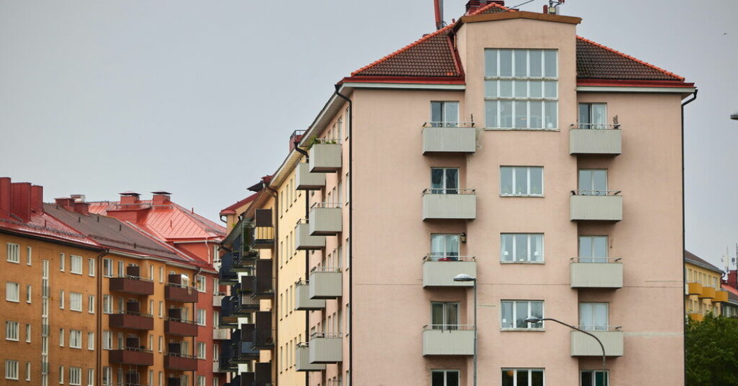 Bostadsrättspriserna har hållit emot bättre. Arkivbild. Enda kommunen med stigande villapriser