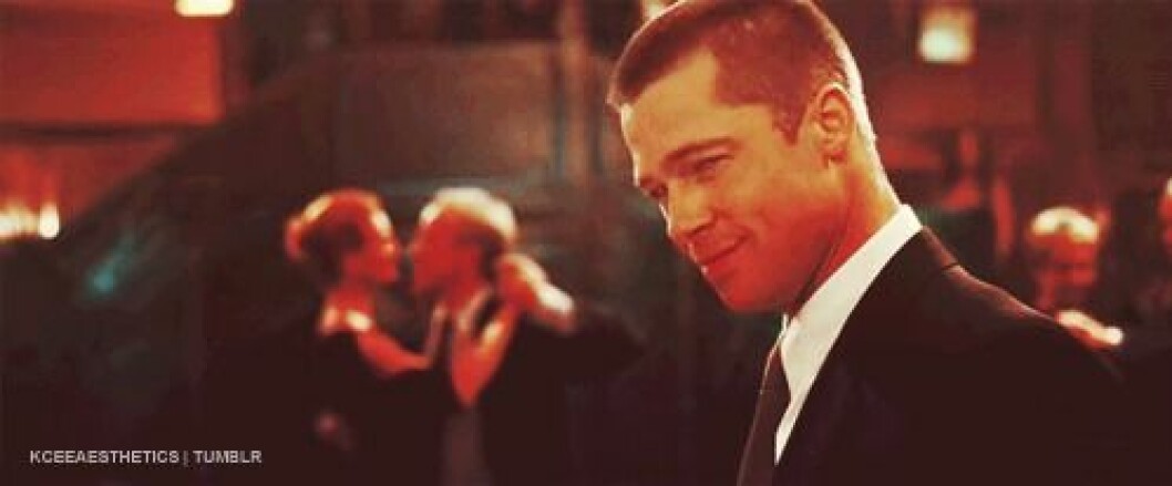 Via: <a href="http://giphy.com/gifs/brad-pitt-mr-LINj2sAxYOIOA">Giphy</a> brad pitt angelina