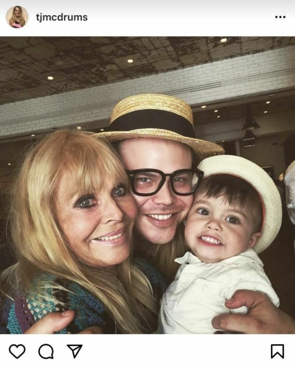T.J. Mcdonnell och Britt Ekland. TJ Mcdonnell på Instagram med mamma Britt Ekland