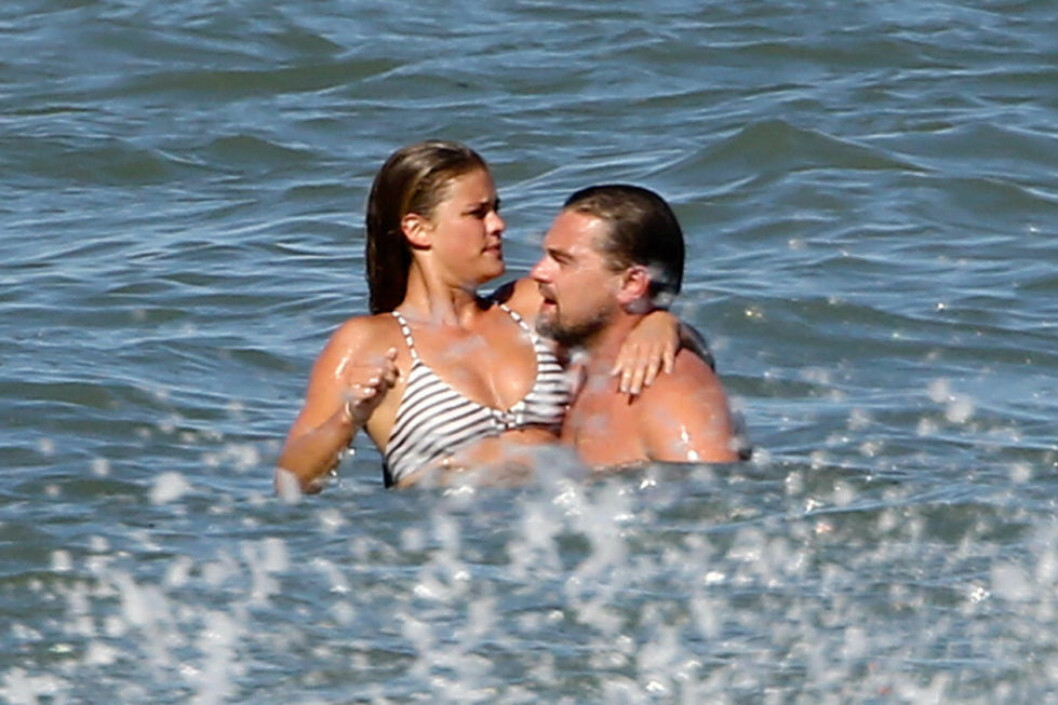 Leonard DiCaprio har ingen problem med att bära Nina Agdal.