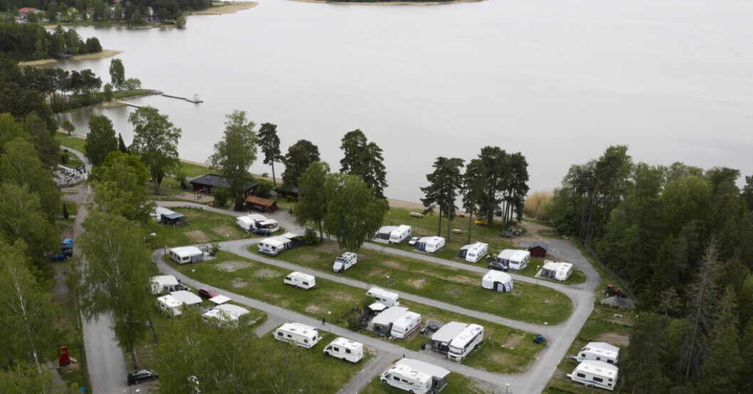 Campingplatser har ett gott bokningsläge, men nyförsäljning av husbilar och husvagnar har minskat. Arkivbild. Stort tapp i försäljning av nya husvagnar