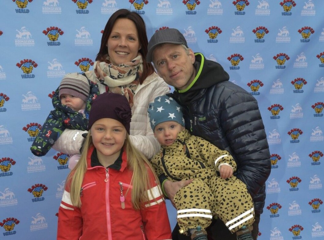 Fredrik Berling med sin älskade familj. Foto: Stella Pictures Fredrik Berling med sin älskade familj. Foto: IBL