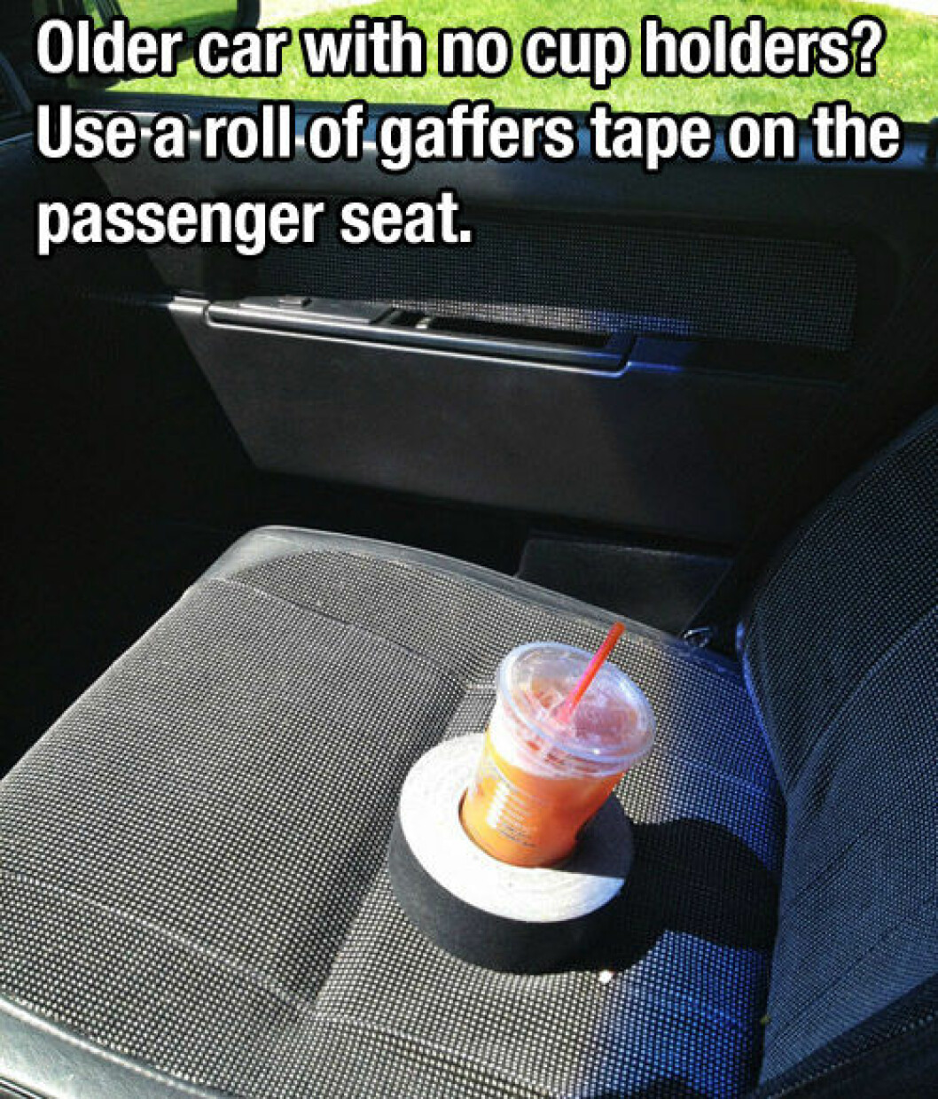 car-life-hacks-cup-holder