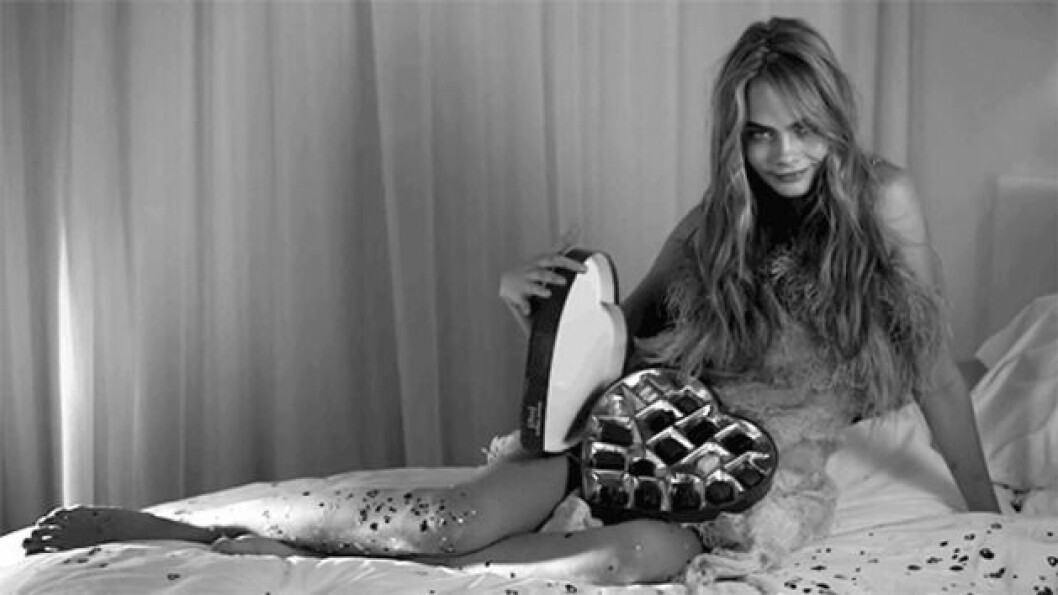 Källa: godsavethepenny.tumblr.com caradelevigne