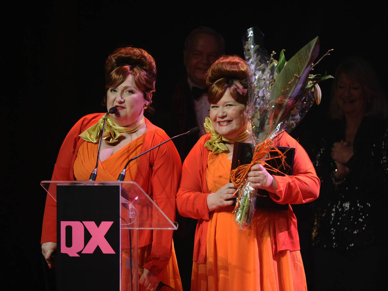Carina Perenkranz och Pernilla Parszyk vann årets duo för sina karaktärer Judit och Judit under QX Galan, Cirkus i Stockholm år 2012.