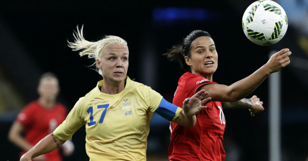 Caroline Seger och Dzsenifer Marozsán under OS-finalen mellan Sverige och Tyskland 2016. Arkivbild. Sänkte Sverige i OS-finalen – nu slutar stjärnan
