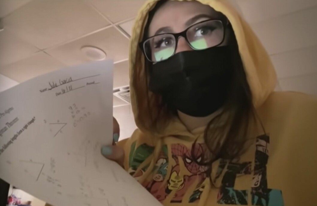 Casey Garcia lyckades gå på mattelektion och låtsas vara sin dotter.