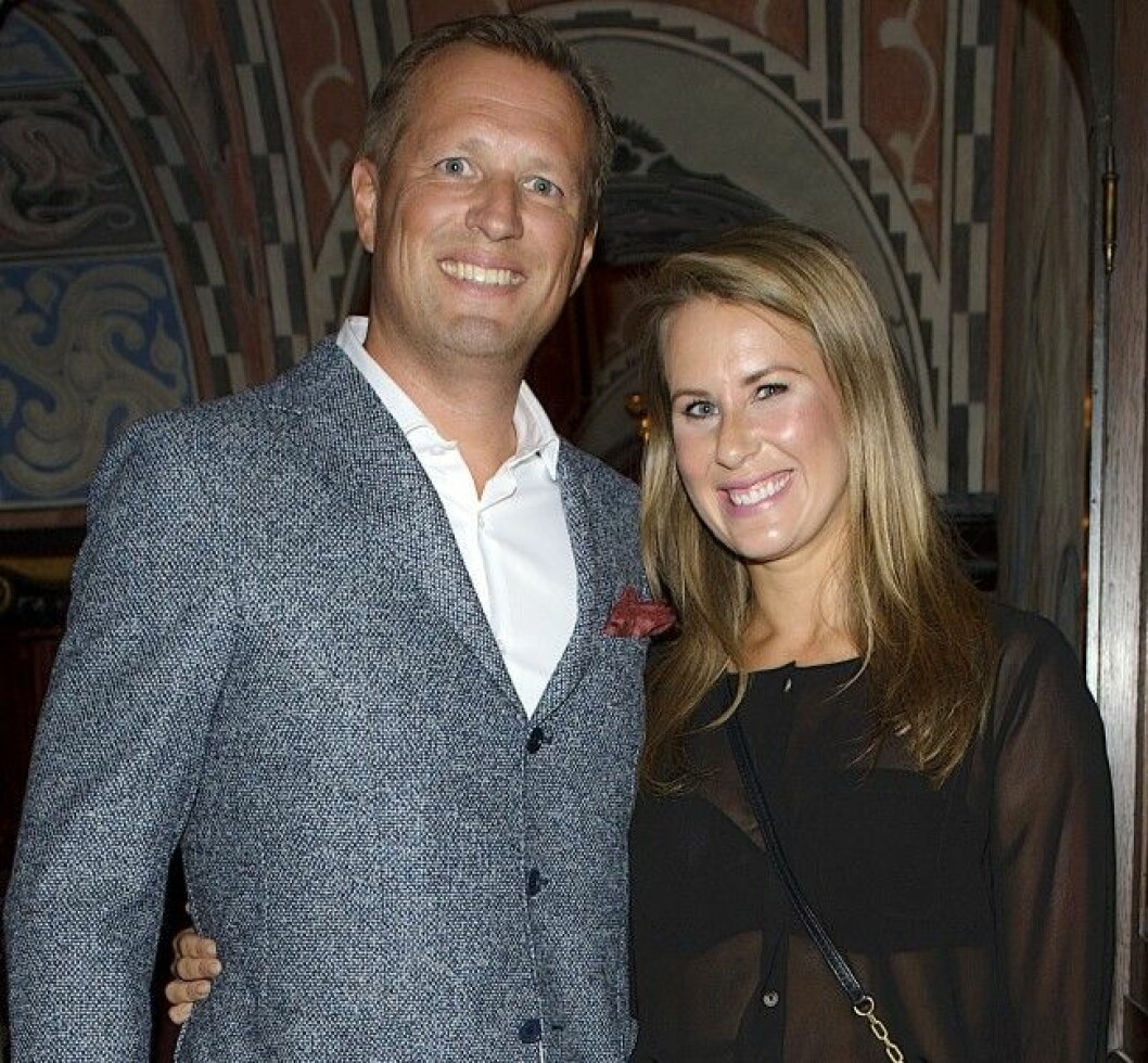 Första officiella bilden! Cecilia Ehrling och Fredrik Danermark på Tony Irvings bokrelease den 1 september 2015. Foto: IBL Första officiella bilden! Cecilia Ehrling och Fredrik Danermark på Tony Irvings bokrelease den 1 september 2015. Foto: IBL