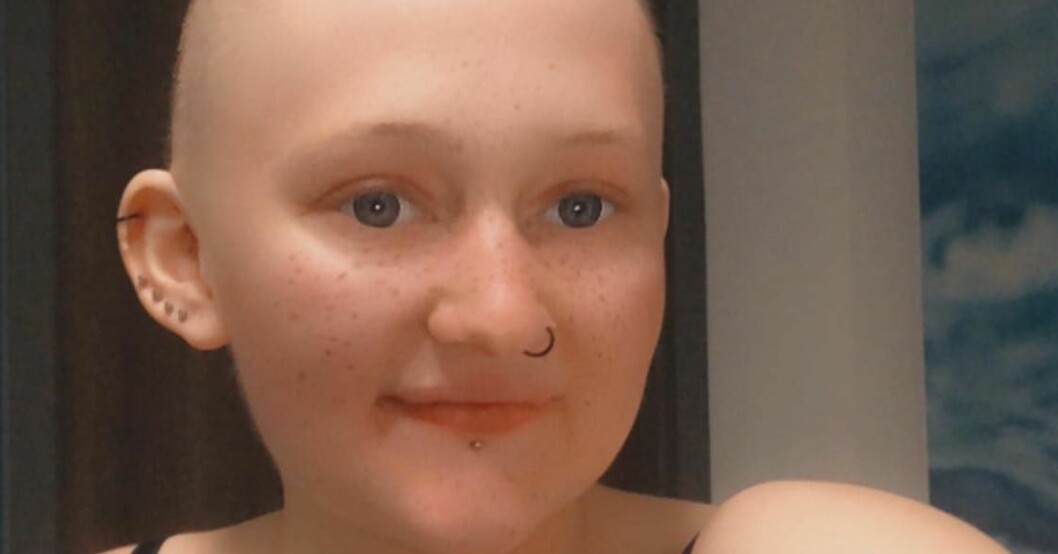Celine Page skrev själv om ensamheten på sjukhuset strax innan sin död. Hon ringde ofta sin mamma och grät i telefon. Celine Page