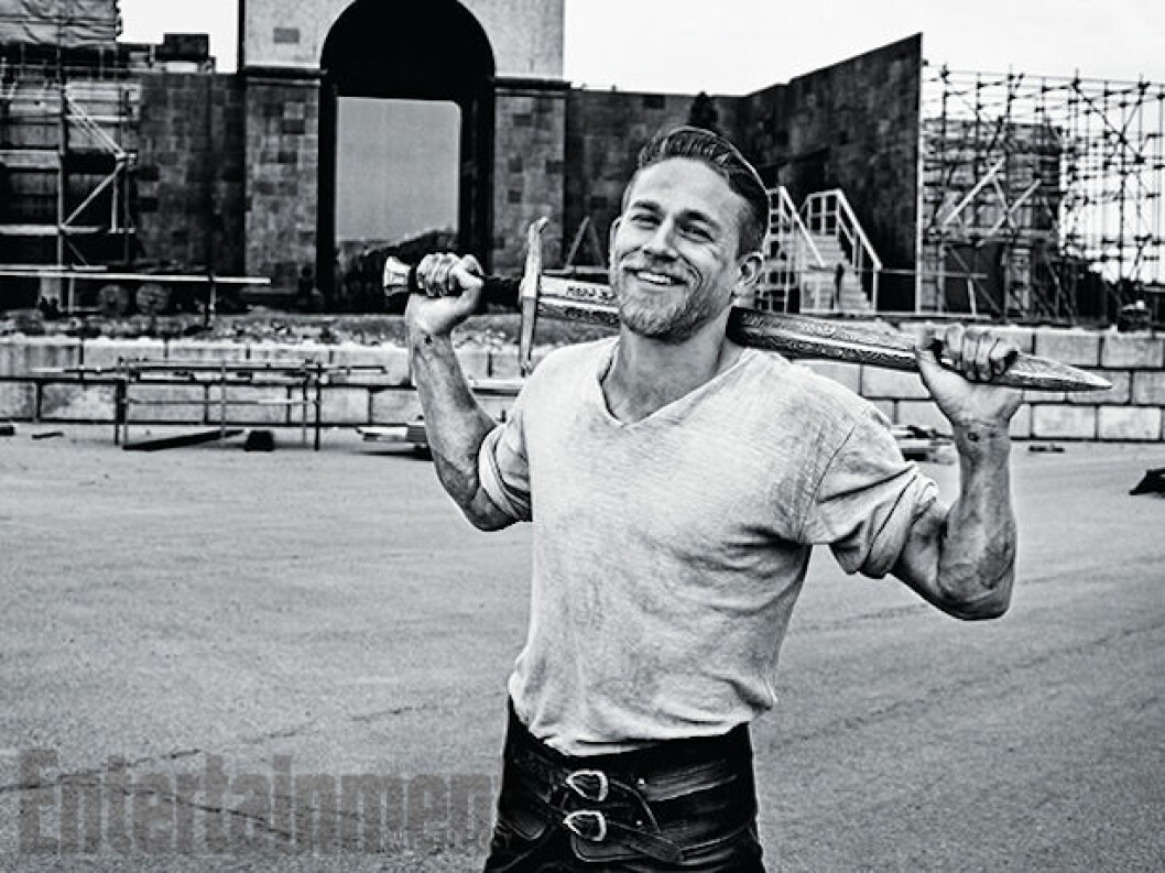 Via: <a href="http://www.ew.com/gallery/knights-roundtable-king-arthur-charlie-hunnam-portrait-gallery" target="_blank">EW</a> Via: EW