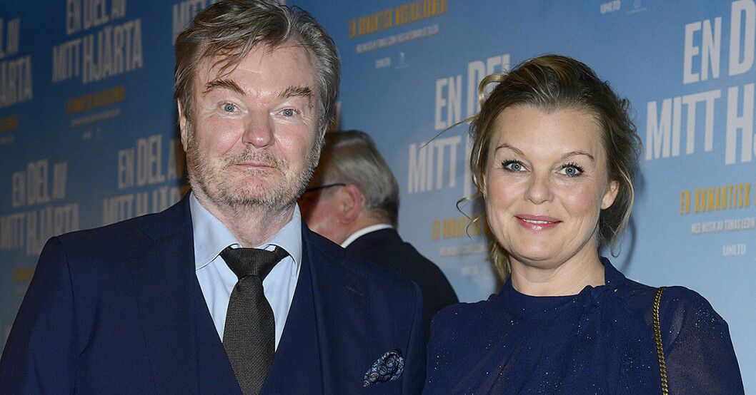 Peter Dalle och dåvarande flickvännen Victoria Heleander på galapremiären av filmen ”En del av mitt hjärta” 2019. Numera lever Peter ensam.
