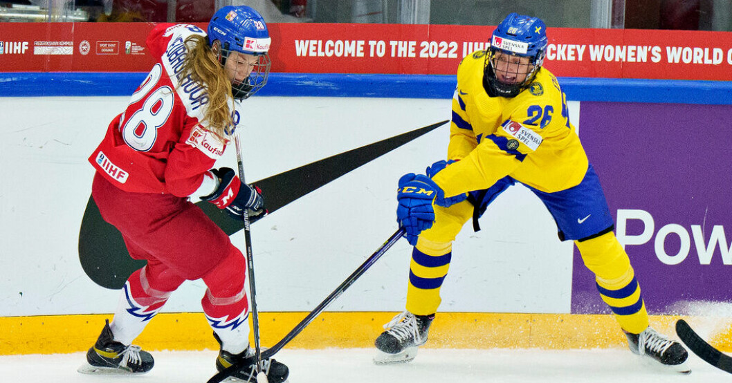 Damkronornas poängdrottning Hanna Olsson under VM i Danmark i augusti. Nu väntar ännu en VM-turnering, denna gång i Kanada. Arkivbild. Guide: Damkronorna laddar för ännu ett VM