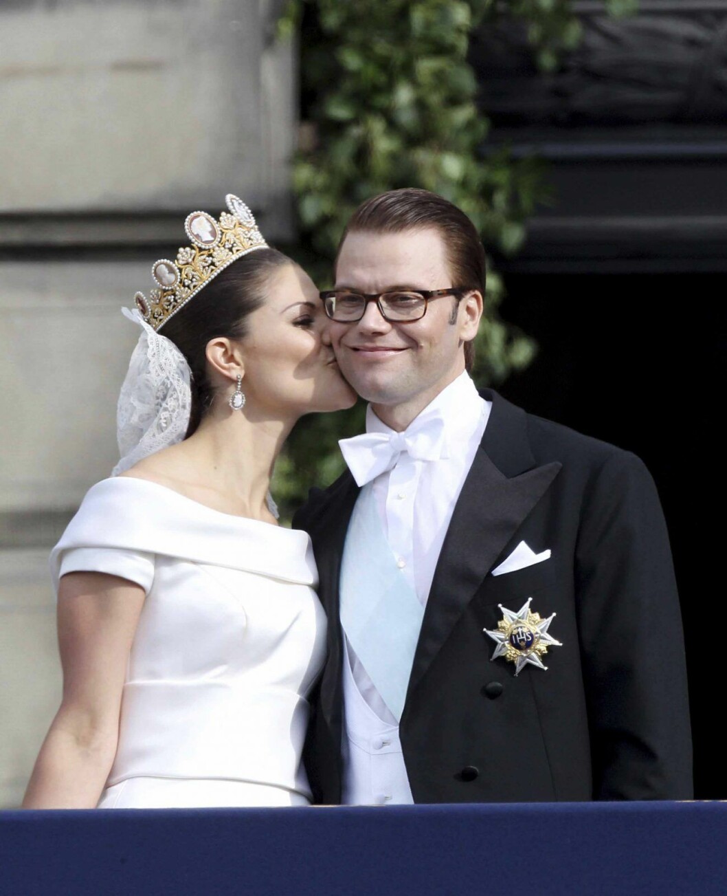 Kronprinsessan Victoria och prins Daniel. <em><strong>FOTO: IBL</strong></em> Kronprinsessan Victoria och prins Daniel ser kärleksfulla ut