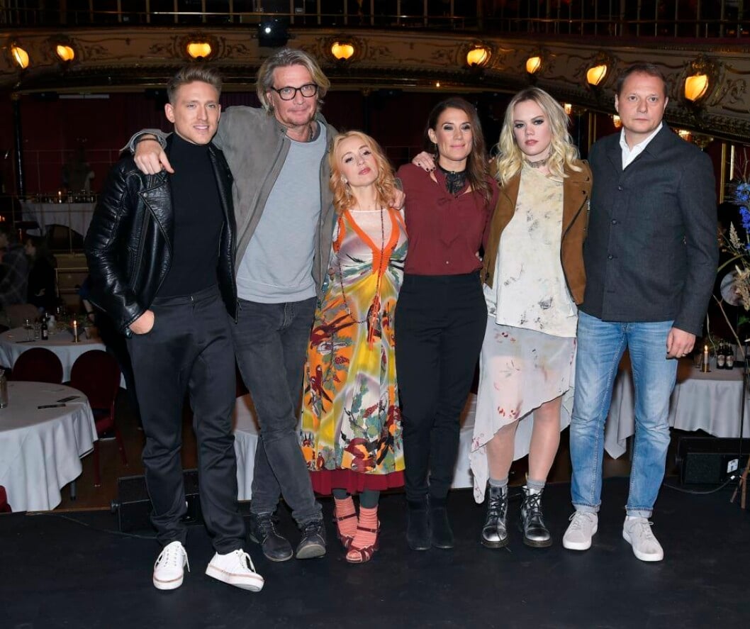 Danny Saucedo, Tommy Nilsson, Lisa Ekdahl, Jill Johnson, Little Jinder – Josefine Jinder och Magnus Carlson, gänget i årets “Så mycket bättre”.