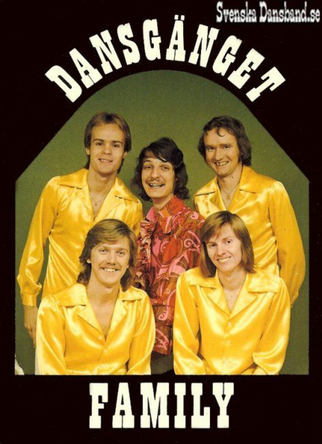 Via: <a href="http://www.svenskadansband.se/img-dansganget-family-4352.htm" target="_blank" rel="noopener">Svenska Dansband</a>. Medlemmar: Mats, Ken, Ronny, Janne, Owe.