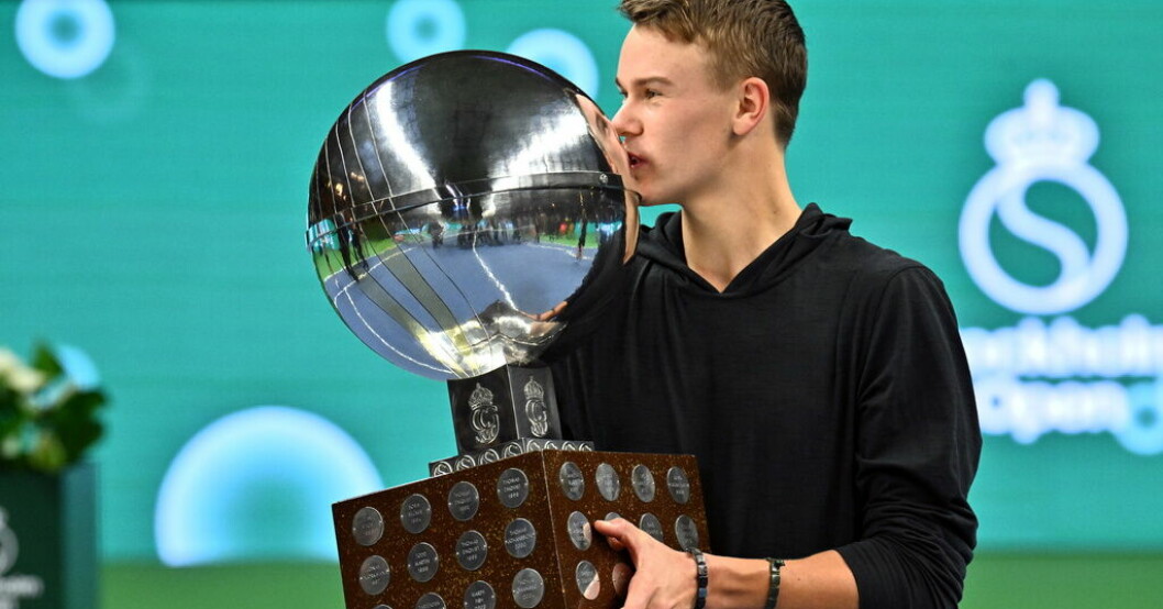 Dansken Holger Rune kommer tillbaka till Stockholm Open i höst. Han vann förra årets turnering. Klart: Rune spelar Stockholm Open