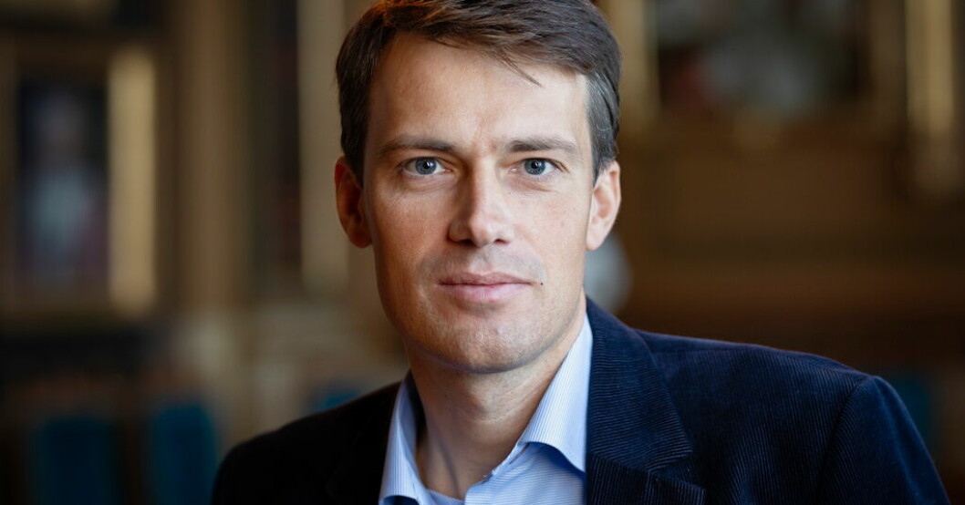 David Håkansson är professor i nordiska språk och forskare vid Kungliga Vitterhetsakademien vid institutionen för nordiska språk på Uppsala universitet. Nya ledamoten: "Fortsätter med de och dem"
