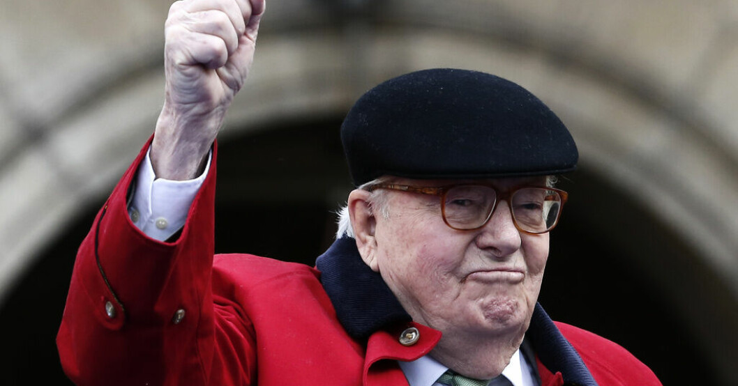Jean-Marie Le Pen har fått lämna sjukhuset