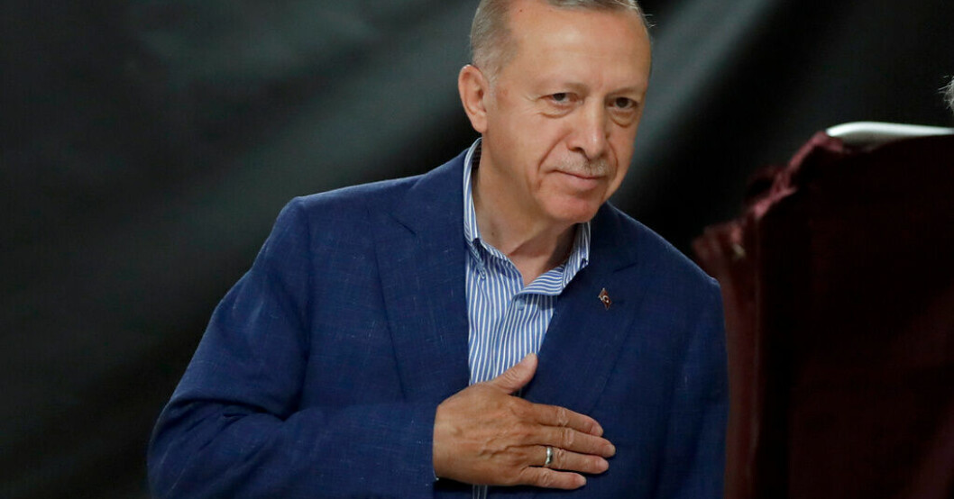 Den turkiska liran faller och har nu tappat 12 procent mot dollarn till en ny historisk bottennivå sedan Recep Tayyip Erdogan vann andra omgången i presidentvalet den 28 maj. Arkivbild Turkiska liran tar rejält med stryk