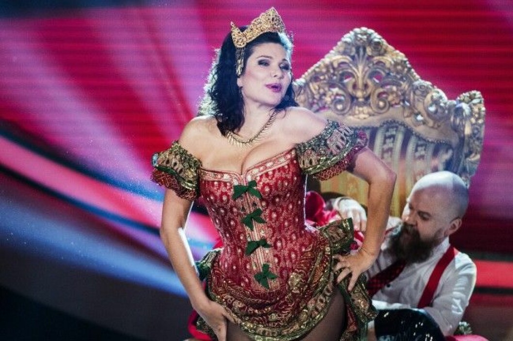 Den provokativa eurodancegruppen Army of Lovers återförenades i Idol. Foto: IBL Army of Lovers - Alexander Bard, Dominika Peczynski Idol, veckofinal 2015-10-16 (c) BYRMO CAROLINA / Aftonbladet / IBL Bildbyrå * * * EXPRESSEN OUT * * * AFTONBLADET / 85440