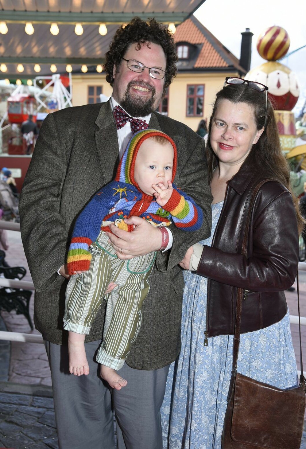 Edward Blom med frun Gunilla Kinn Blom och deras sötnos Melchior.