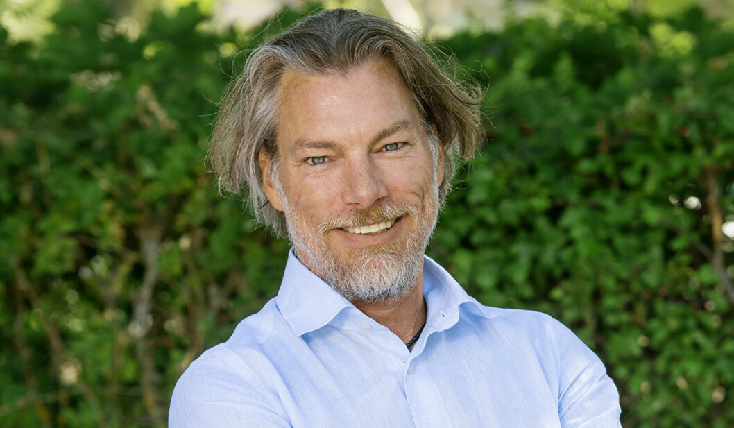 Daniel Elander. <strong>Foto: Magnus Liam Karlsson/SVT</strong> Daniel Elander, här i ljusblå skjorta, var med i Gift vid första ögonkastet 2019