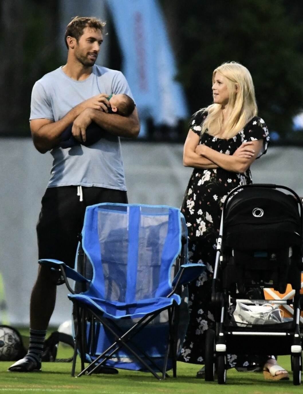 FOTO: TT Elin Nordegren, Jordan Cameron och bebis
