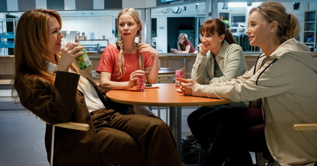 Elin Klinga, Julia Dufvenius, Anja Lundqvist och Sofia Helin i komediserien "Lust". Pressbild. "Lust" visas på Sky Showtime