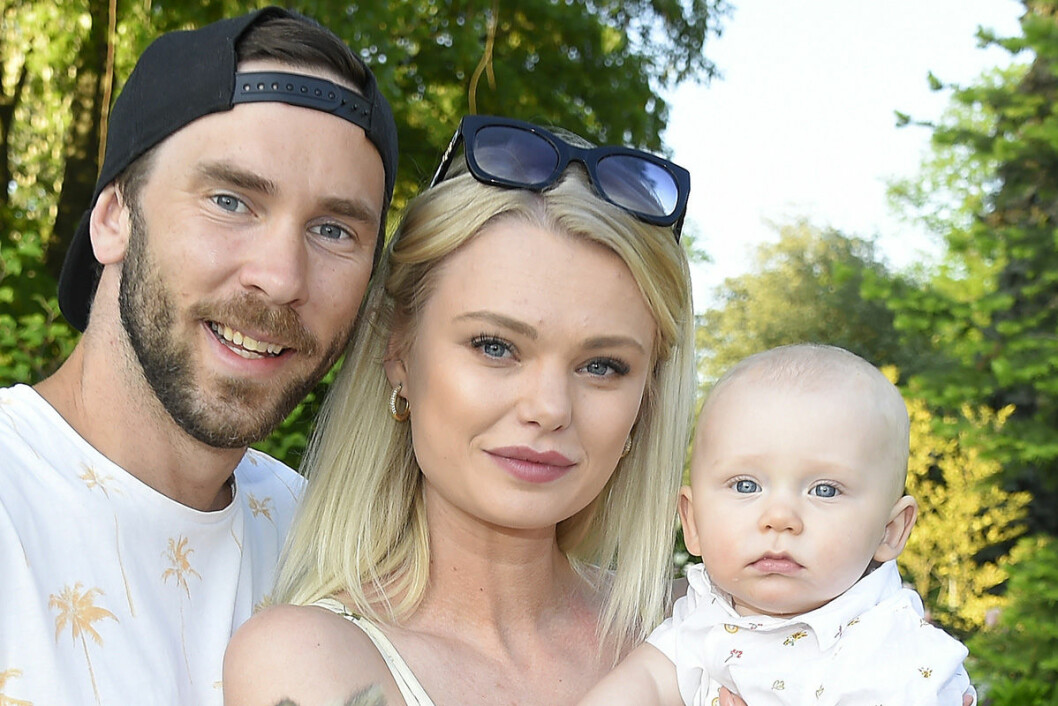 Ellinor Bjurström och Jimmy Olsson med sonen Aaron.
